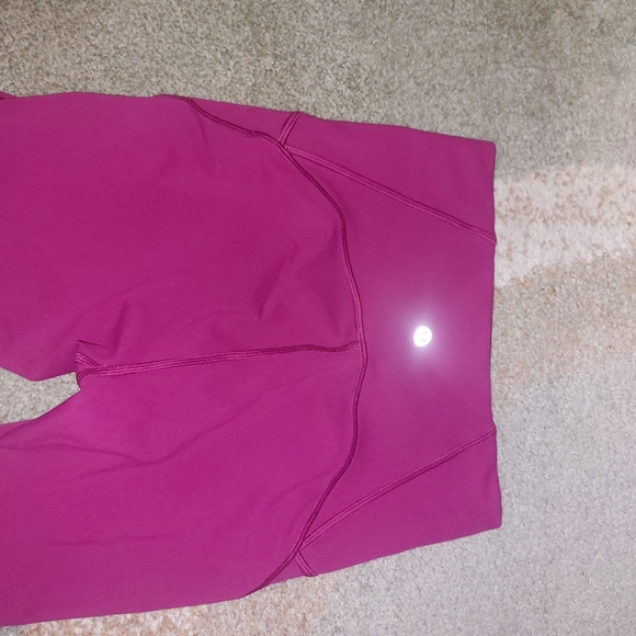 NWOT Lululemon Train Time 4 - Picture 5 of 7